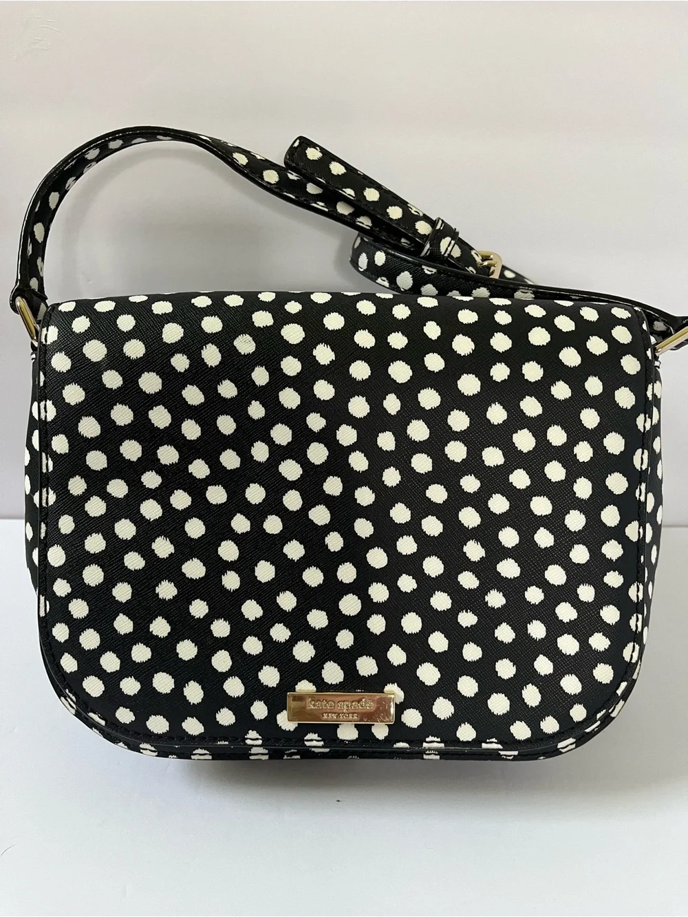 kate spade Black & White Polka Dot Large Laurel Way Carsen handbag EUC